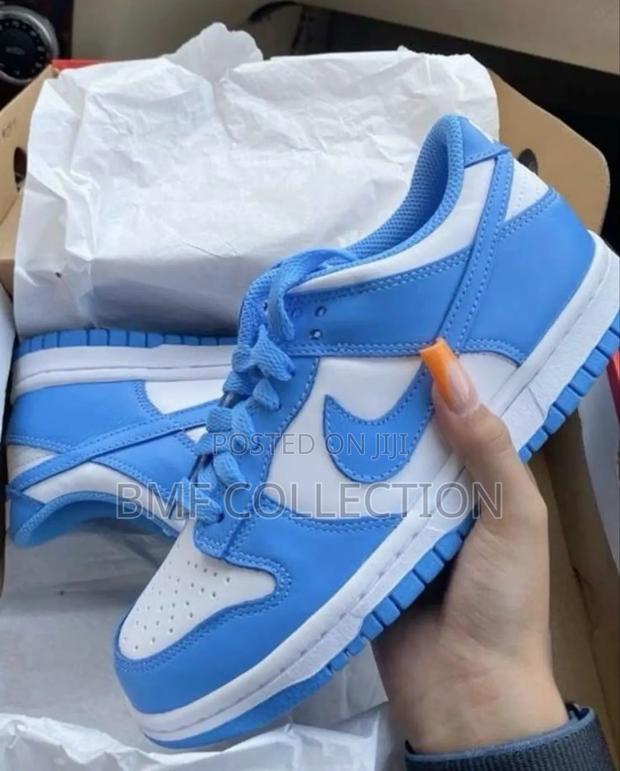 Nike Dunk Low - main view