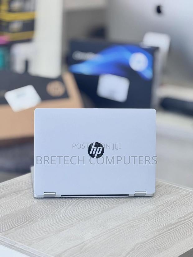 New Laptop HP OmniBook 5 Flip 16GB Intel Core i7 SSD 512GB