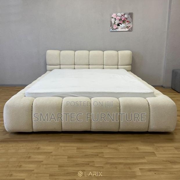 Modern Low 5 by 6 Bubble Bed - main view
