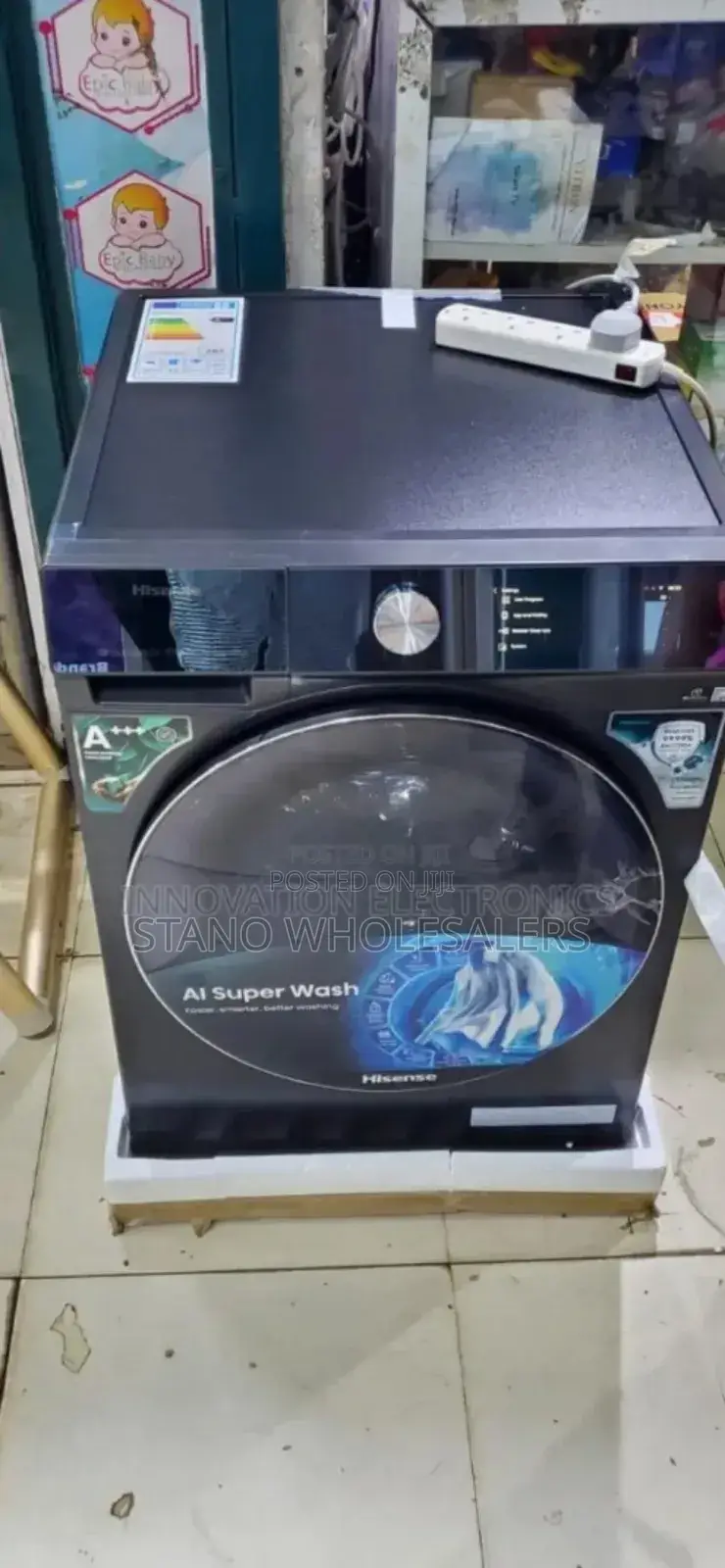 Silver Hisense 12kgs Frong Load Washing Machine. 12kgs