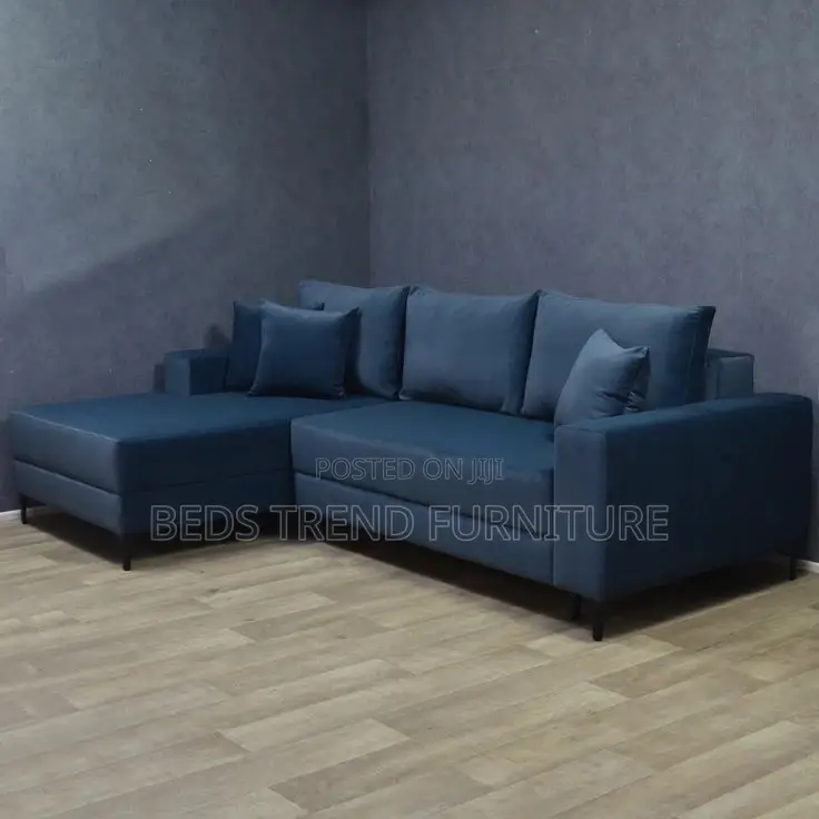 Fabulous Showy 6 Seater L Seat