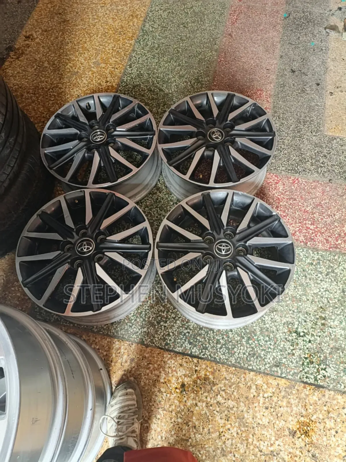 Toyota Voxy Esquire 16inch Rims