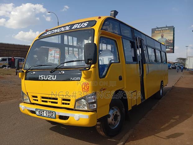 Isuzu NQR 2012 Yellow - thumbnail 12