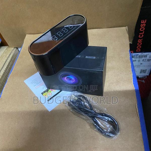 Round Wifi Clock Camera With Motion Detection - main view