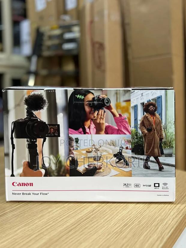 Canon Eos R50 Creator Kit