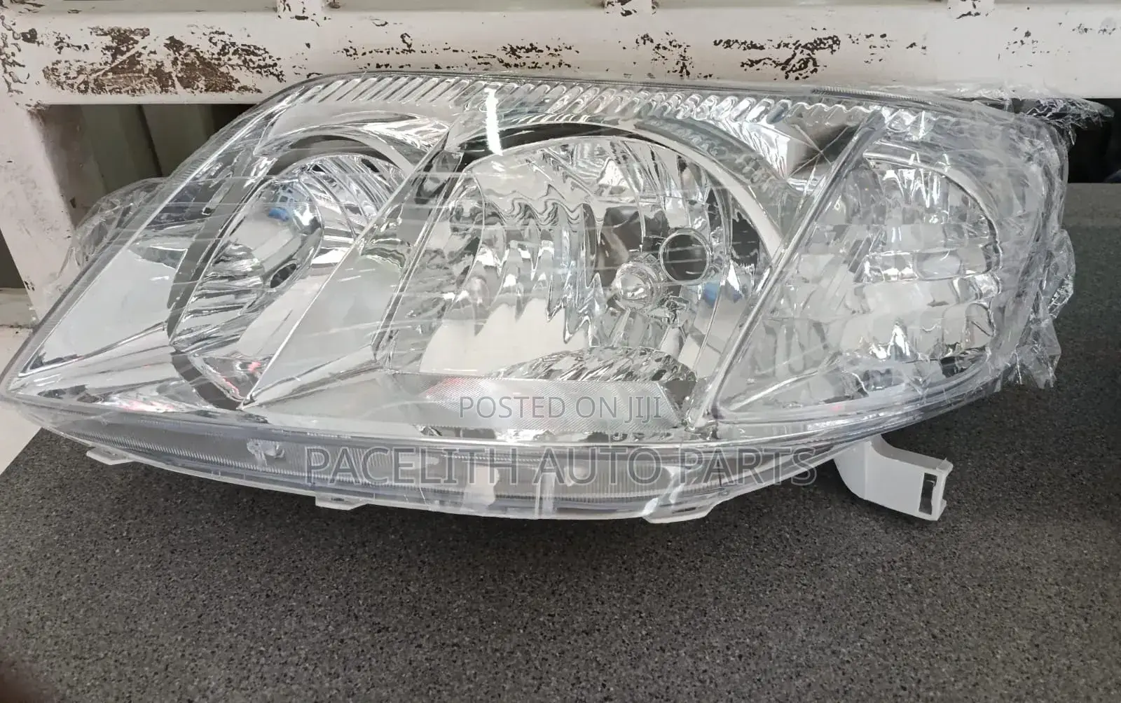 Head Lamp Non Xenon Nze 2006
