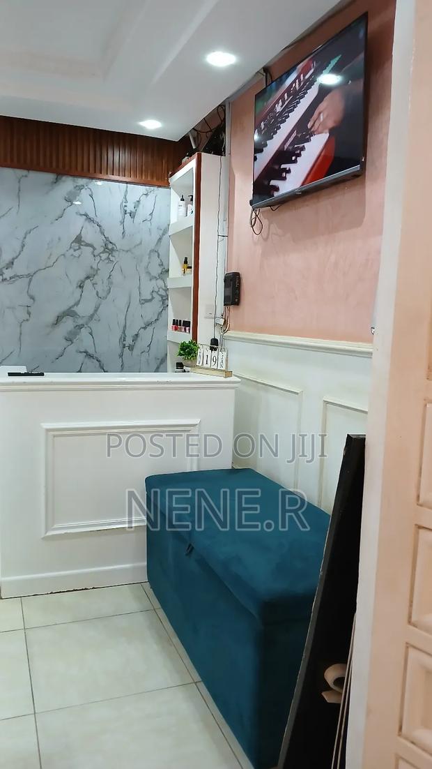 Salon and Spa - thumbnail 7