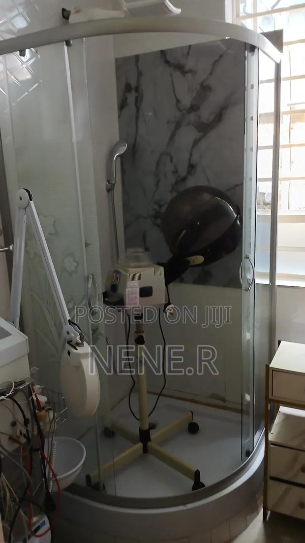 Salon and Spa - thumbnail 17