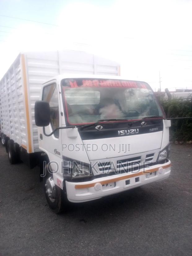 Isuzu NPR Kce - thumbnail 3