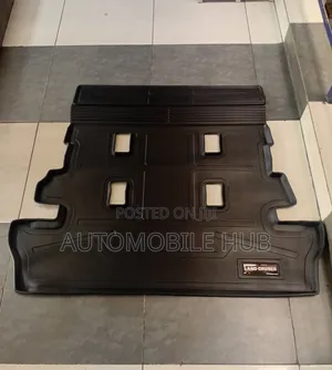 Toyota Land Cruiser Lc 200 Boot Mat – Heavy Duty Trunk Floor Liner