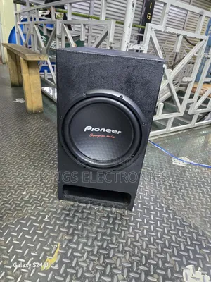 Pioneer 1600watts Dvc Subwoofer.