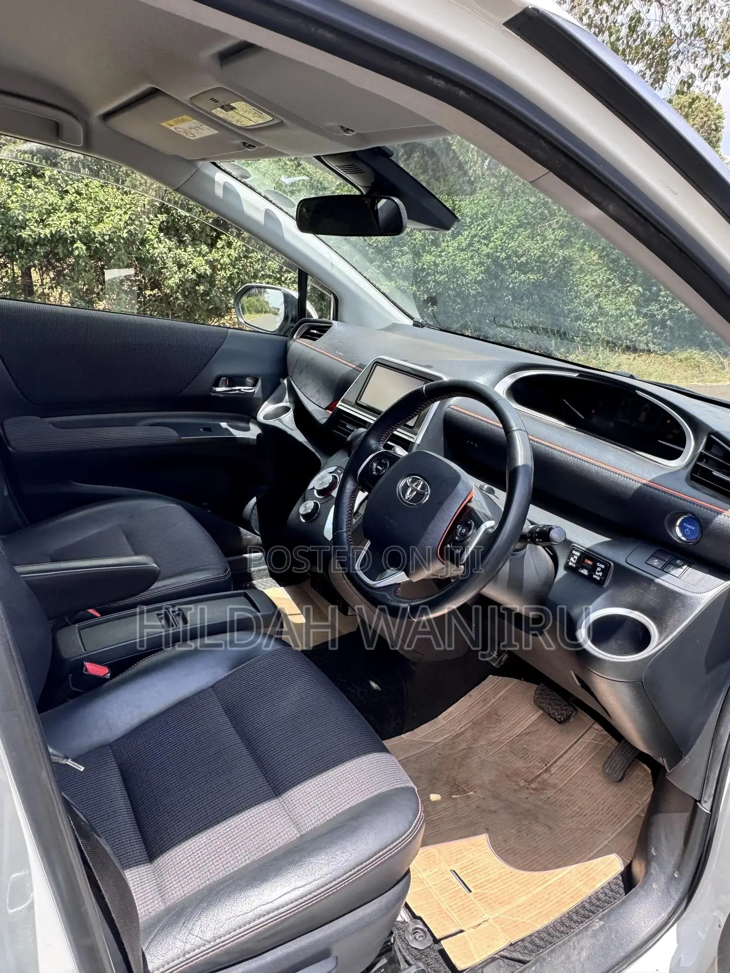 Toyota Sienta 2018 Black