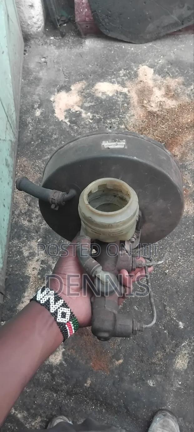 Ex Japan Break Master Cylinder Hilux Old