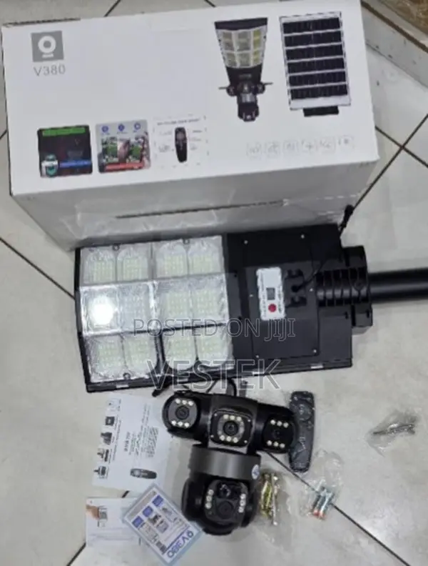 Solar Flood Light Street Light Solar 4g Triple Camera