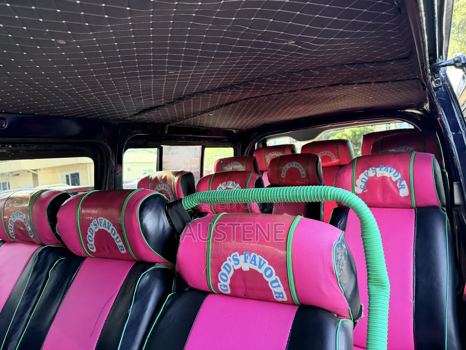Toyota HiAce 2014 Blue