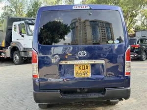 Toyota HiAce 2014 Blue