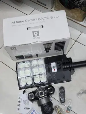 180w Solar Floodlight 4g Triple Lens PTZ Camera-3 Lenses