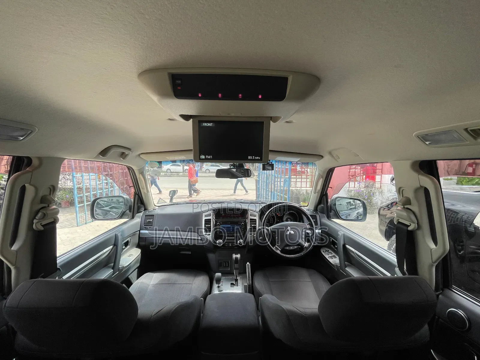 Mitsubishi Pajero V80 3.2 DI-D 2018 Black