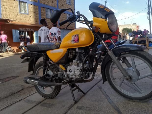 Bajaj Boxer 125 2024 Yellow - thumbnail 4