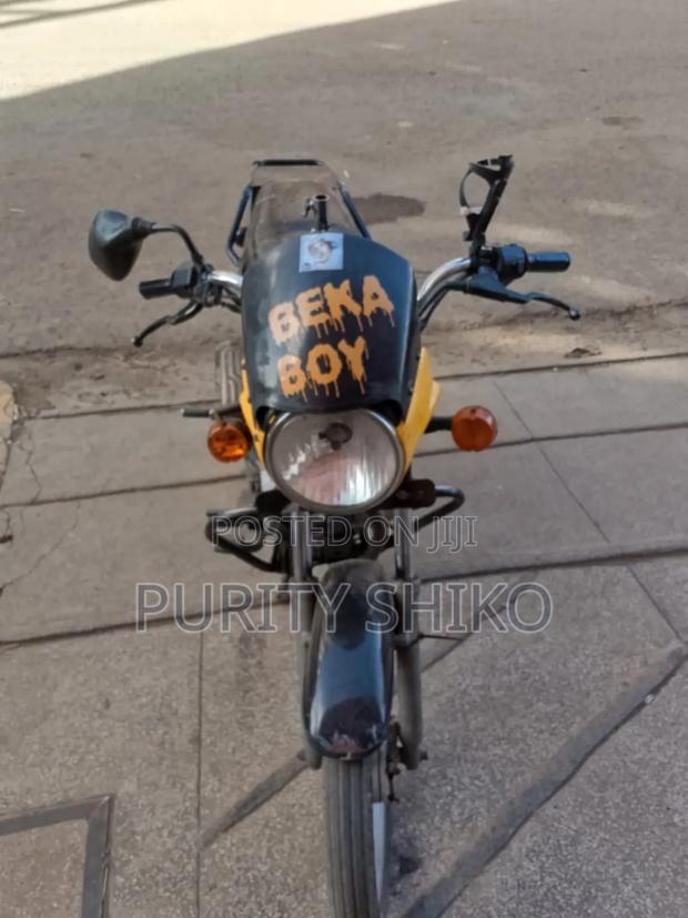 Bajaj Boxer 125 2024 Yellow - thumbnail 5