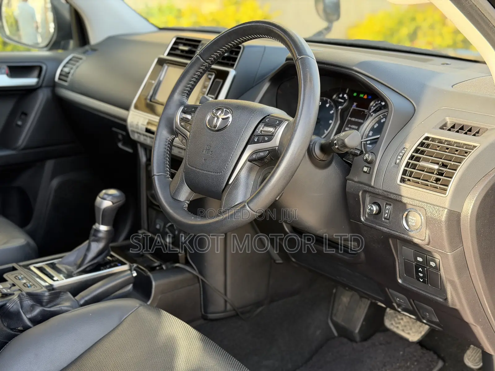 Toyota Land Cruiser Prado 2.7 2021 Black