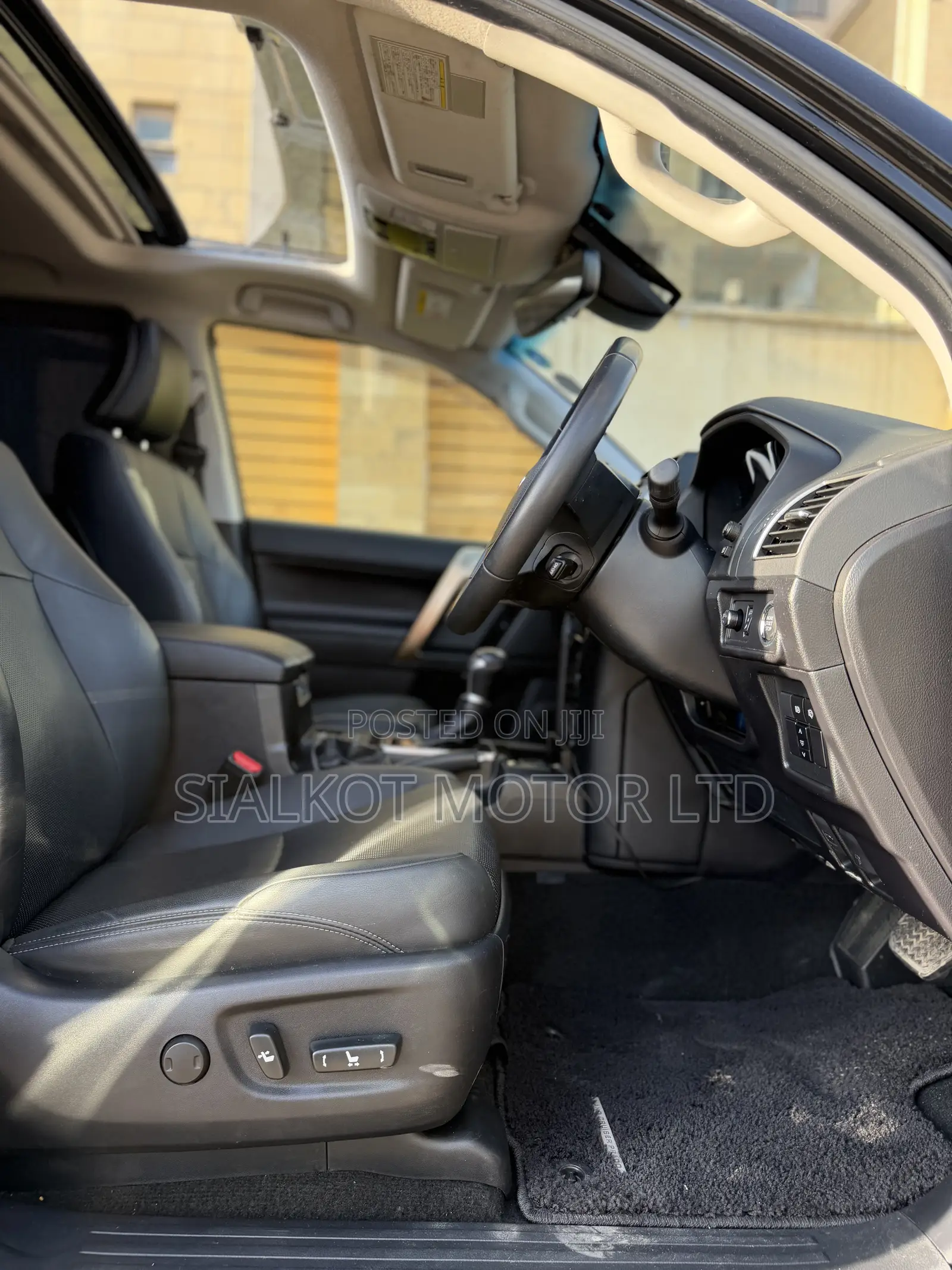Toyota Land Cruiser Prado 2.7 2021 Black