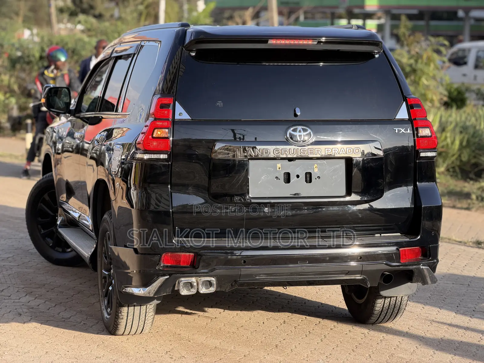 Toyota Land Cruiser Prado 2.7 2021 Black