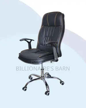Executive Leather Chair for Boardroom Offices — Padded Arm Comfort