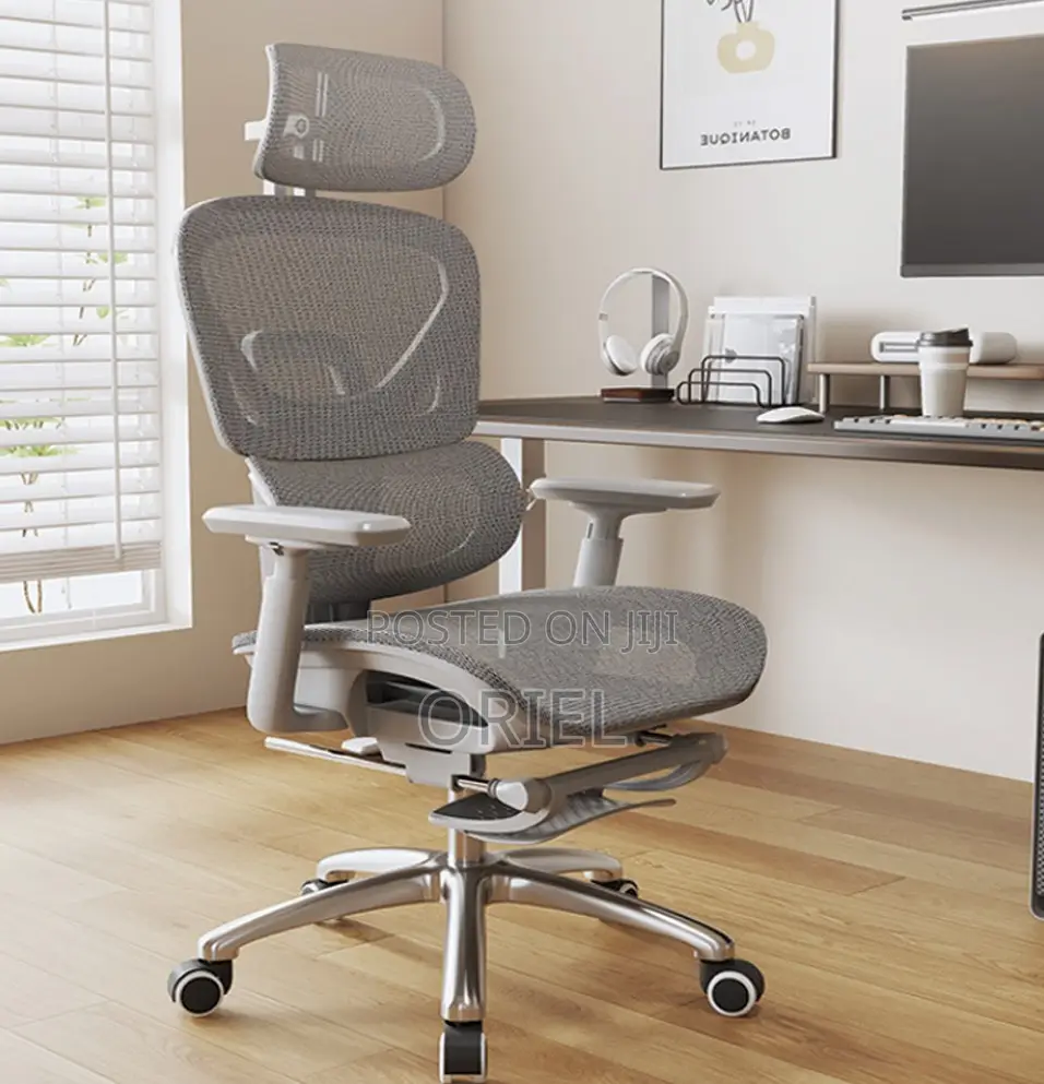 Office Chair; White Executive Office Chair With Lumbar Support