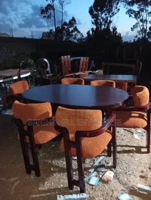 Spontaneous Cute 6 Sitter Dining Tables