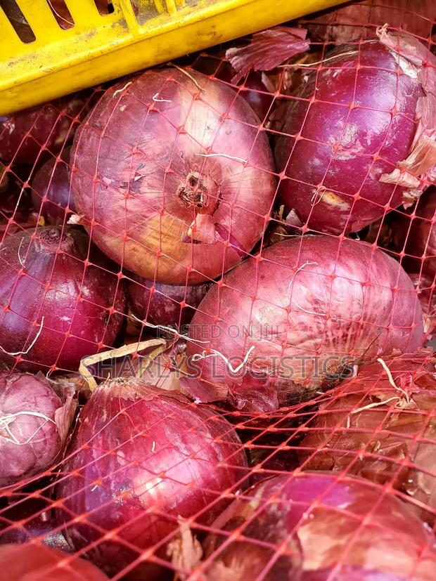 Fresh Red Onions . - thumbnail 3