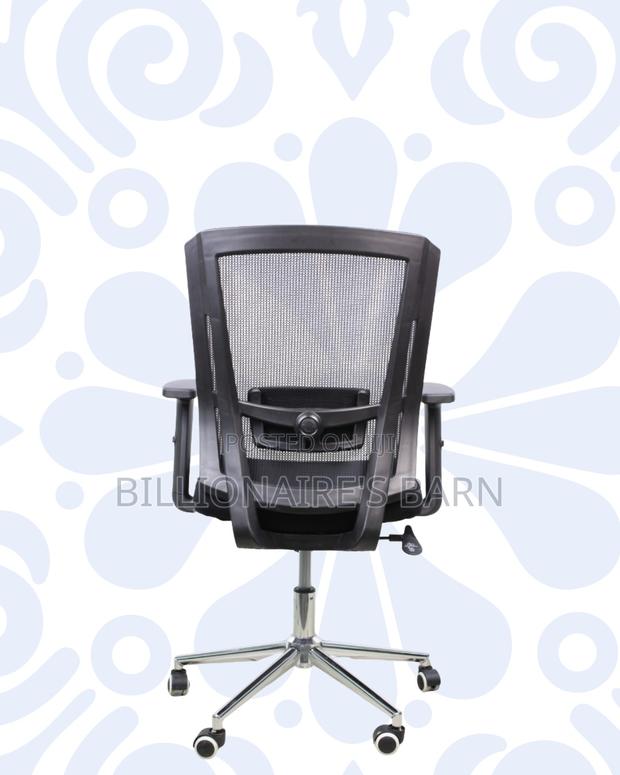 Barn Origin Mid-Back Office Chair | Easy Adjustments, Chrome Base - thumbnail 4