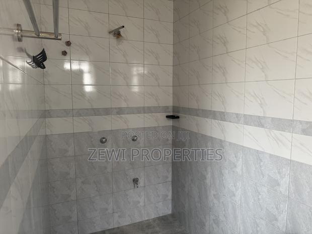 3bdrm Bungalow in Kibiku for sale - thumbnail 4