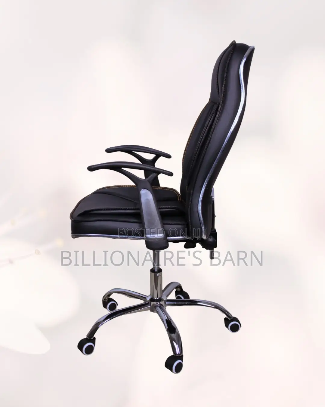 Executive Leather Office Chair • Easy Adjustments, Leather Finish