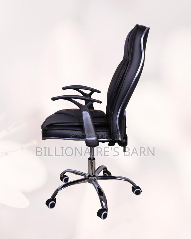 Executive Leather Office Chair • Easy Adjustments, Leather Finish