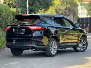 Toyota Harrier 2018 Black