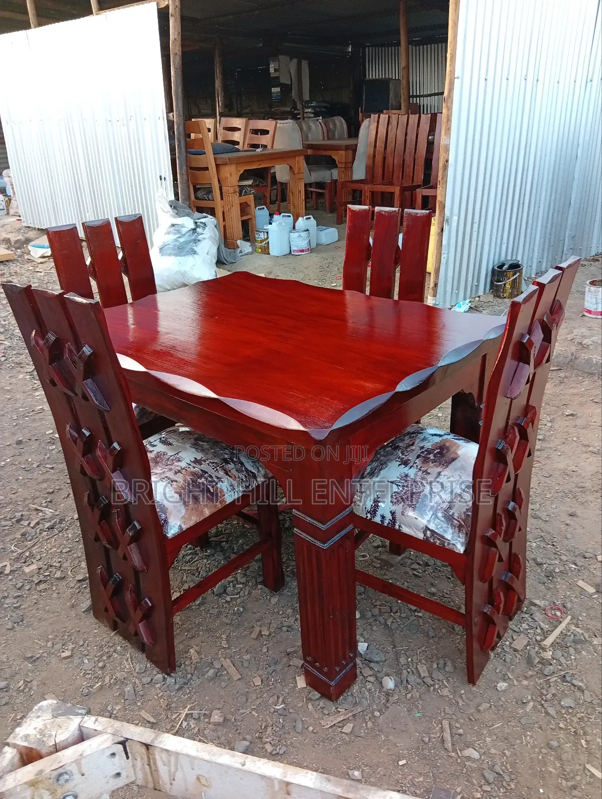 Full Mahogany Lush Dining Tables 4 Seater