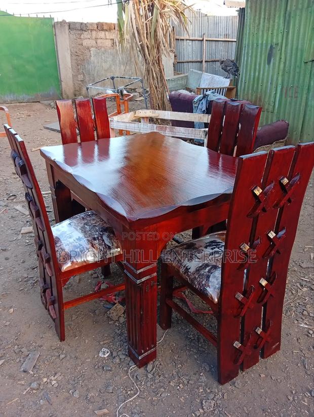 Full Mahogany Lush Dining Tables 4 Seater - thumbnail 2