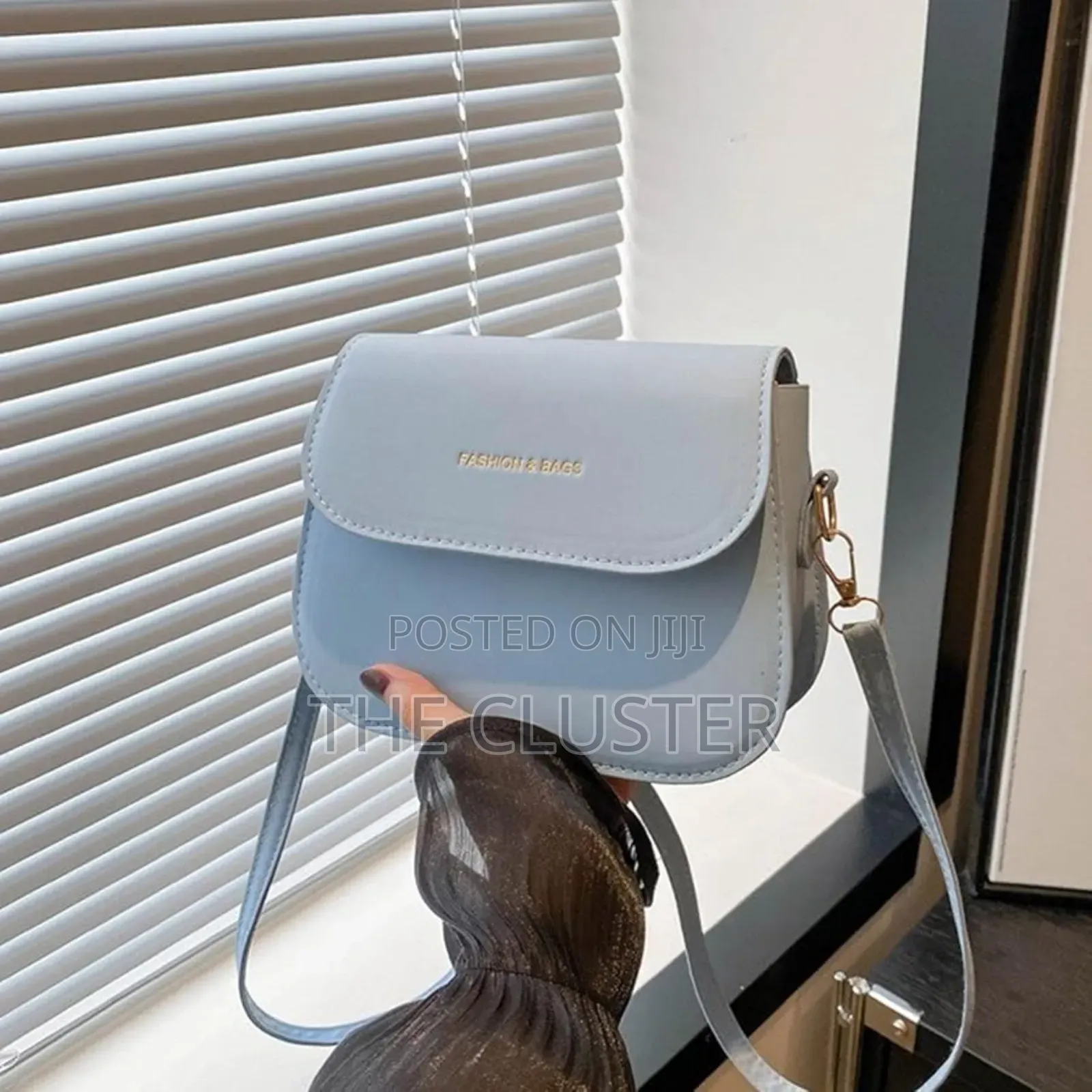 *Wide Shoulder Strap Square Crossbody Sling Bag*