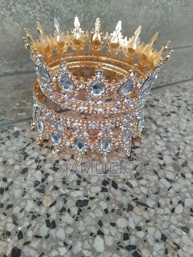 Decorative Crown –Km