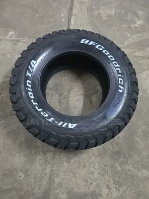 245 /70 R16 Bf Goodrich (All Terrein) T/a . Thailand.