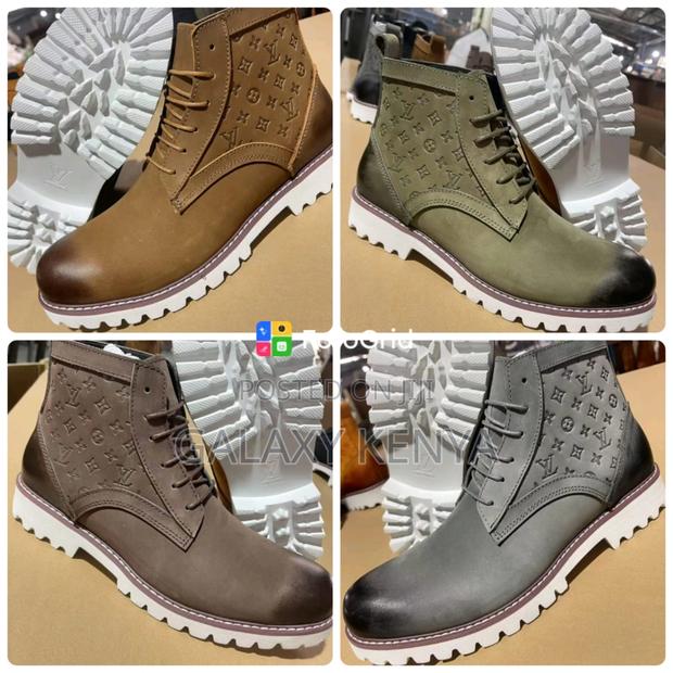 Louis Vuitton - main view