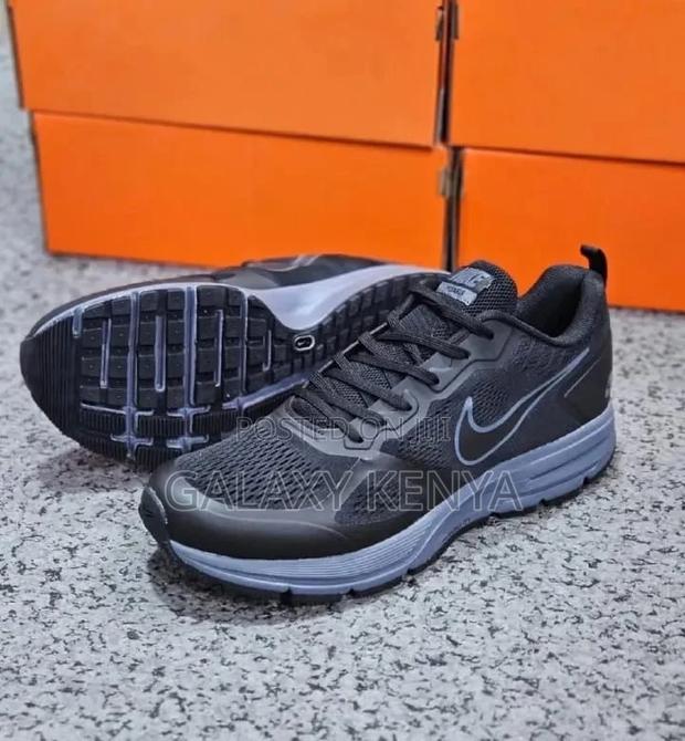 Adidas Zoom - thumbnail 4