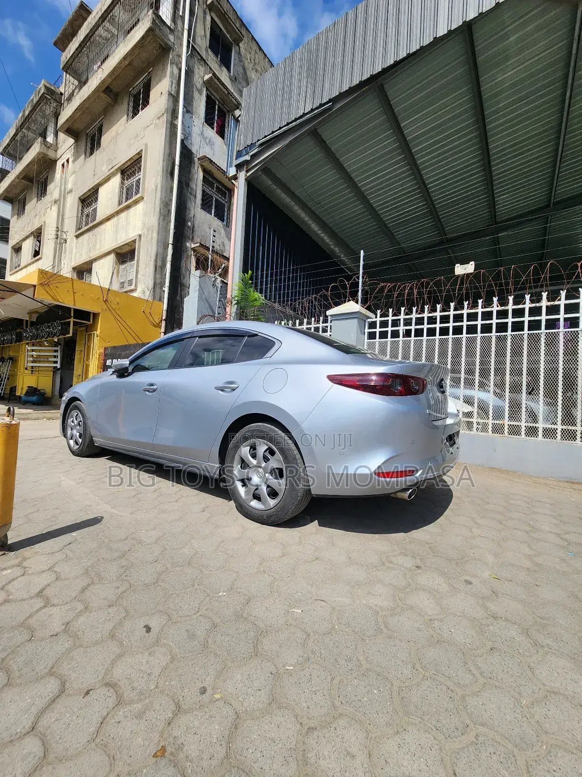 Mazda Axela 2019 Silver