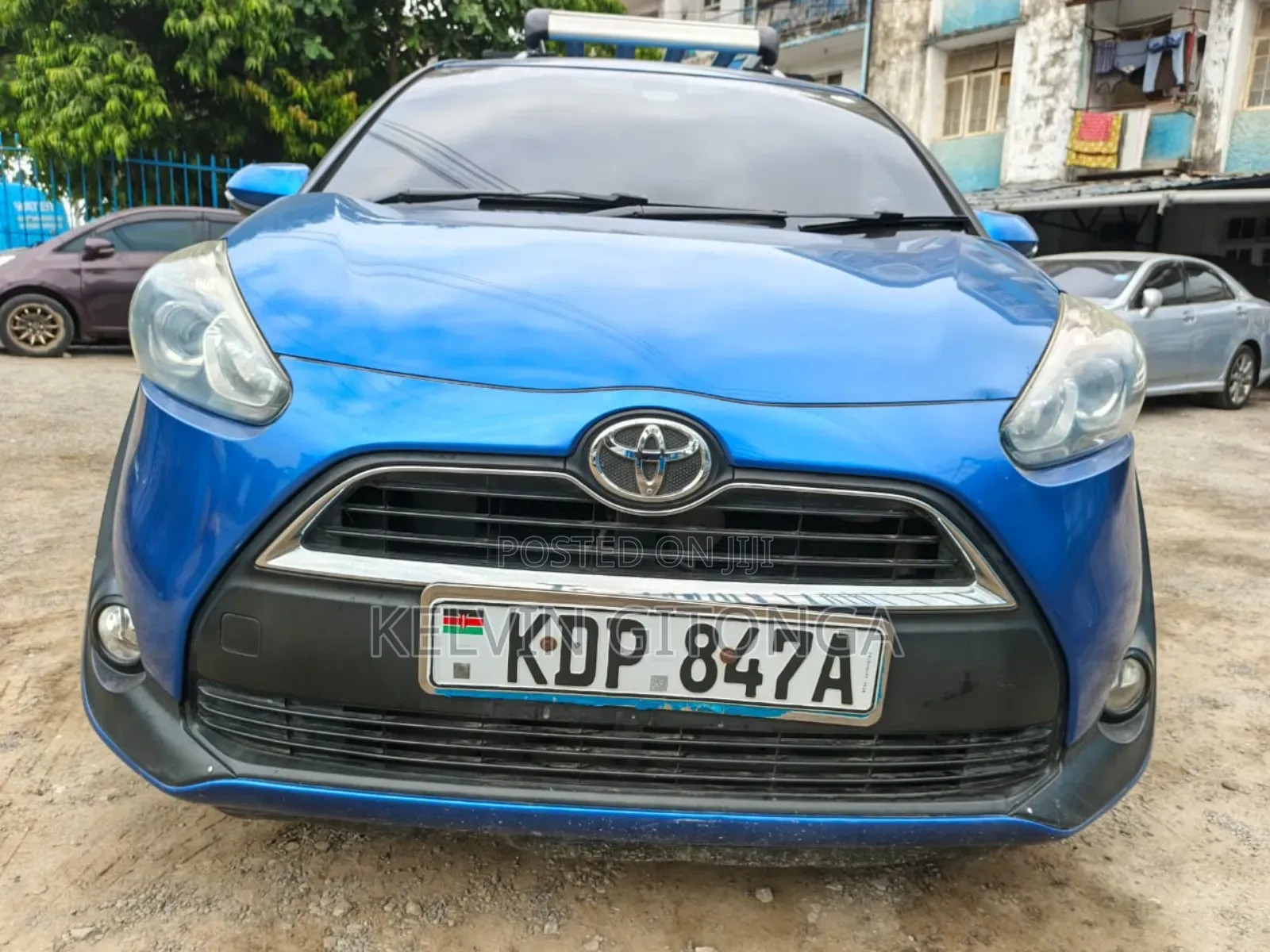 Toyota Sienta 2017 Blue