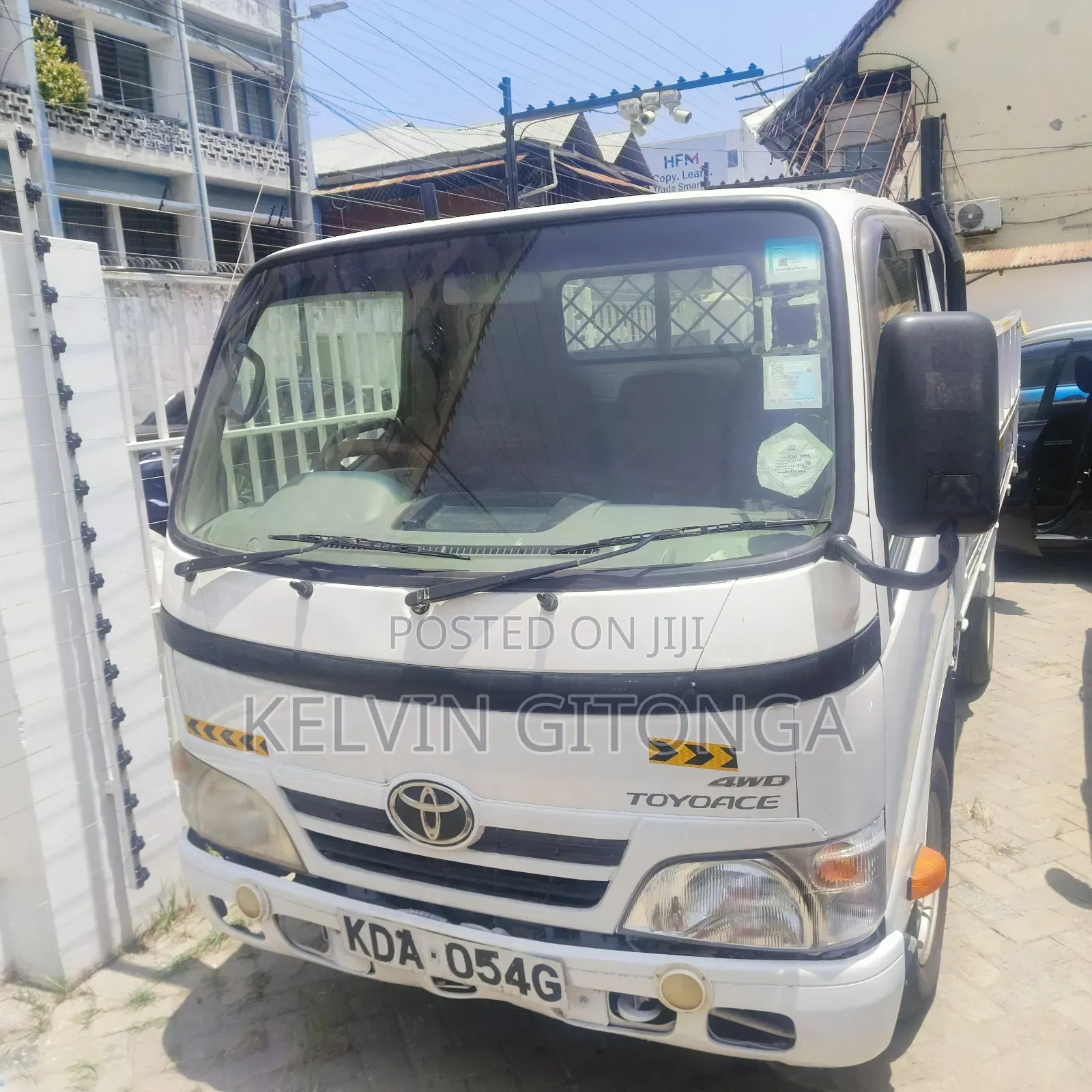 Toyota Dyna 2015 White