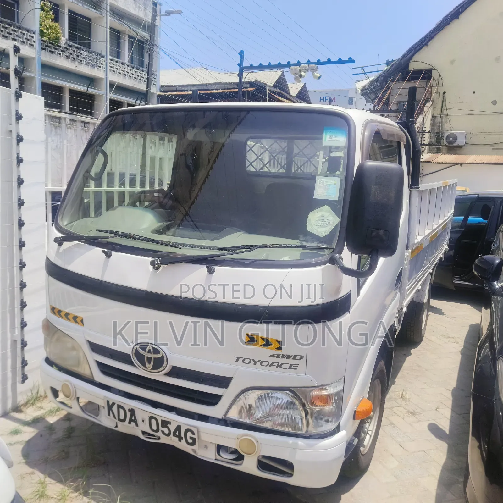 Toyota Dyna 2015 White