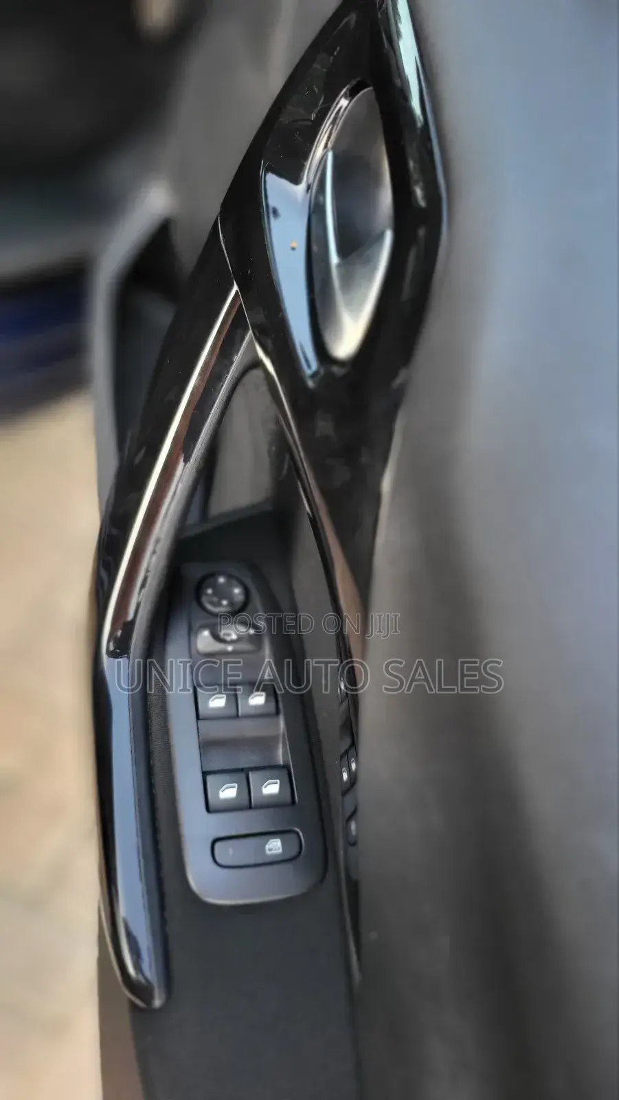 Peugeot 208 2018 Purple