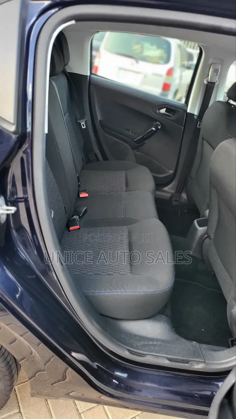 Peugeot 208 2018 Purple