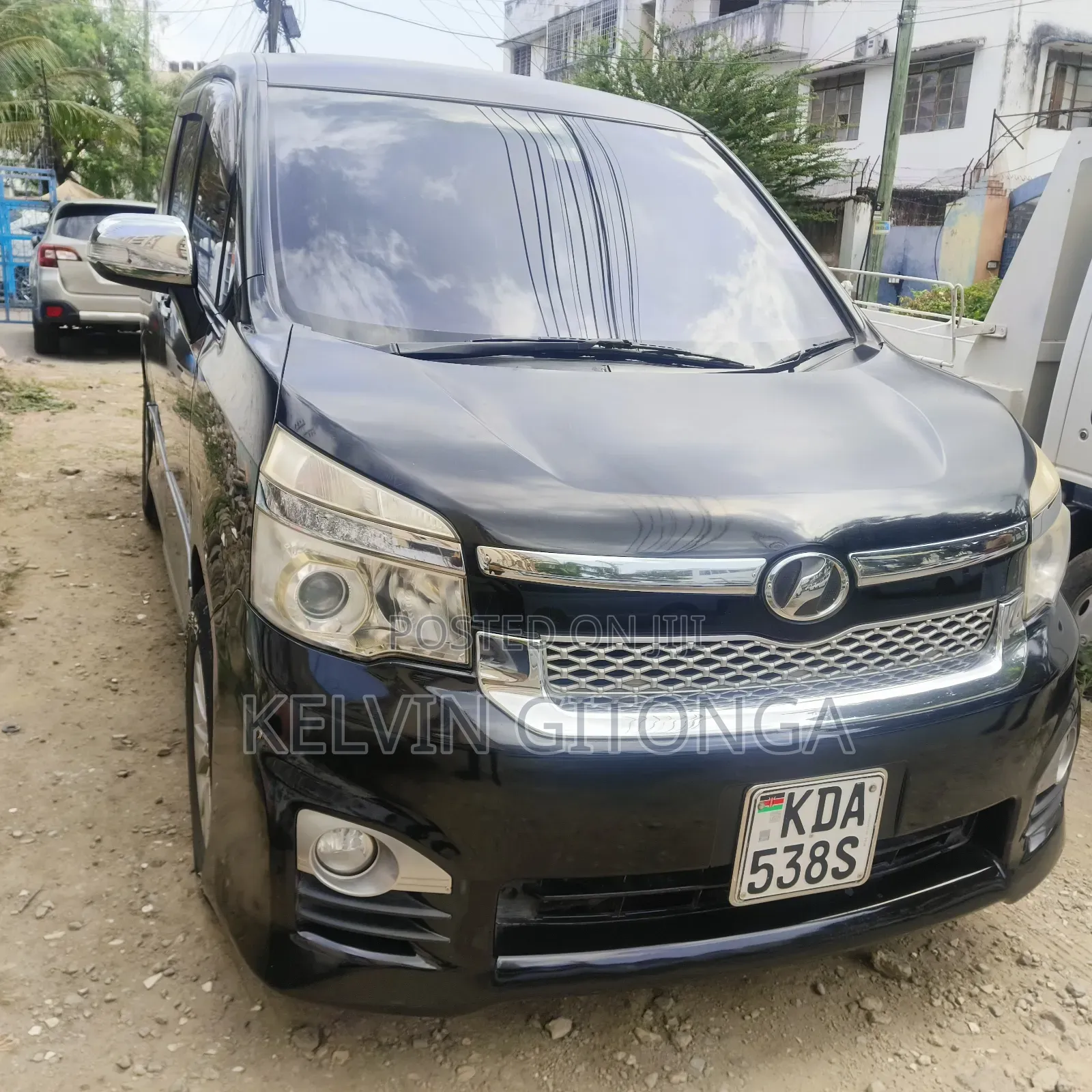 Toyota Voxy SV Premium 2014 Black
